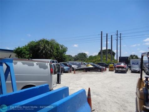3300 Burris Road Davie FL 33314