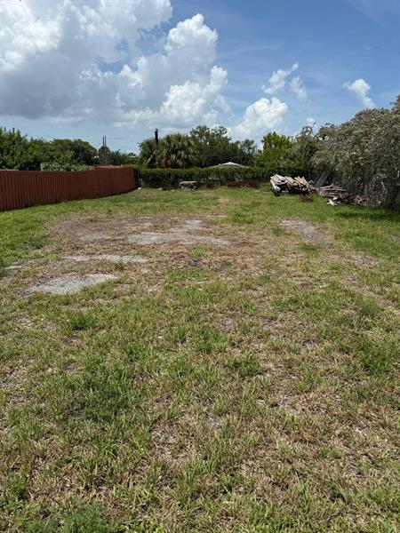 325 NW 4th Street Pompano Beach FL 33060