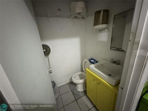 3901 W 18th Avenue Hialeah FL 33012