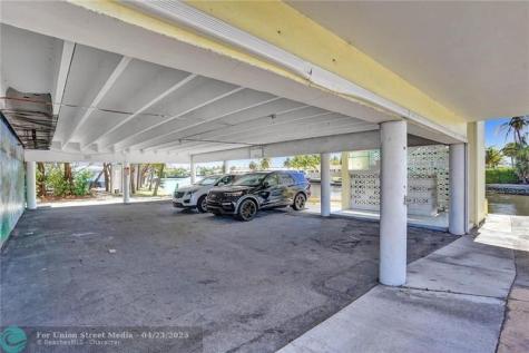 2206 NE 26th Street Wilton Manors FL 33305