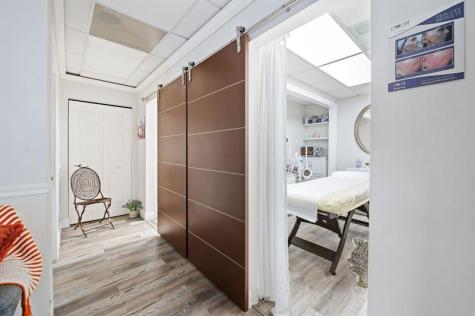 2040 N Polk Street Hollywood FL 33020