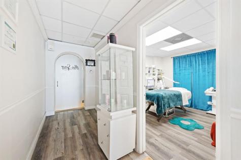 2040 N Polk Street Hollywood FL 33020