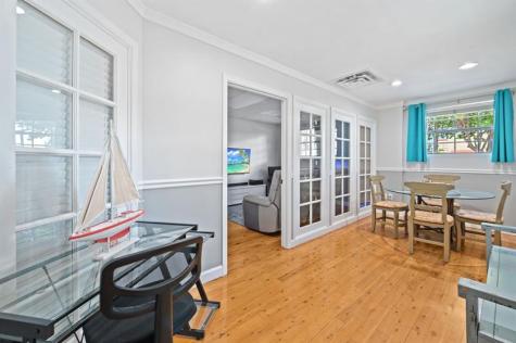 2040 N Polk Street Hollywood FL 33020