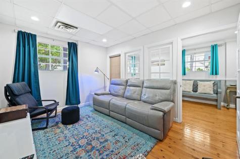 2040 N Polk Street Hollywood FL 33020