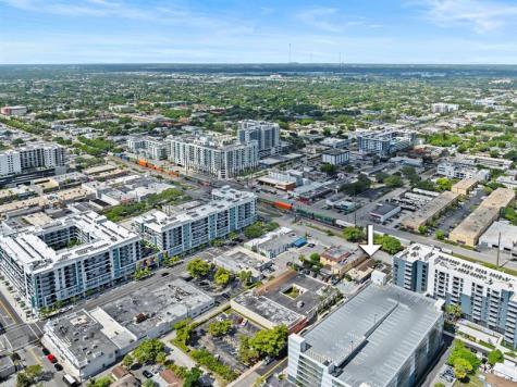 2040 N Polk Street Hollywood FL 33020