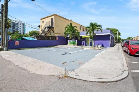 2040 N Polk Street Hollywood FL 33020