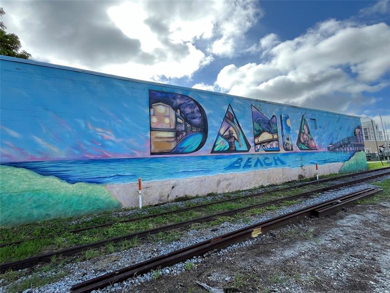 5 NW 3rd Avenue Dania Beach FL 33004