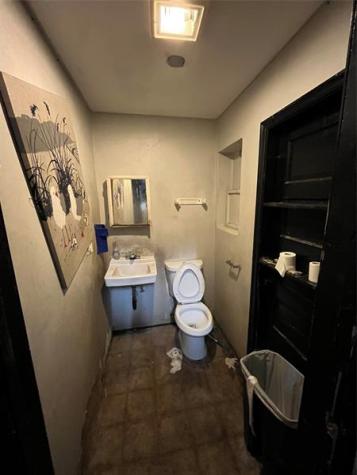 5 NW 3rd Avenue Dania Beach FL 33004