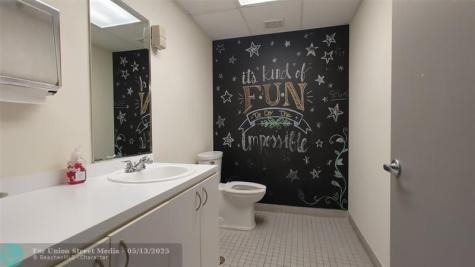 2405 N University Drive Coral Springs FL 33065