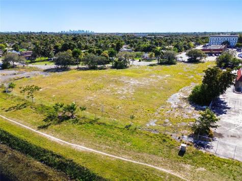 3900 NW 37th Street Lauderdale Lakes FL 33309