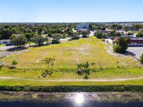 3900 NW 37th Street Lauderdale Lakes FL 33309