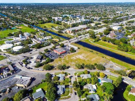 3900 NW 37th Street Lauderdale Lakes FL 33309
