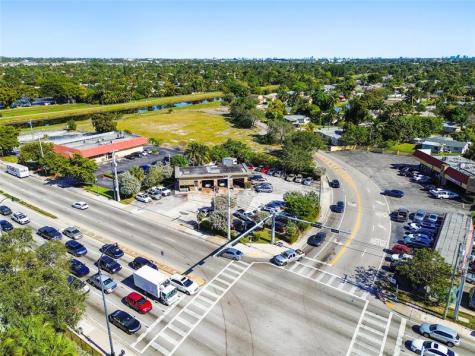 3900 NW 37th Street Lauderdale Lakes FL 33309