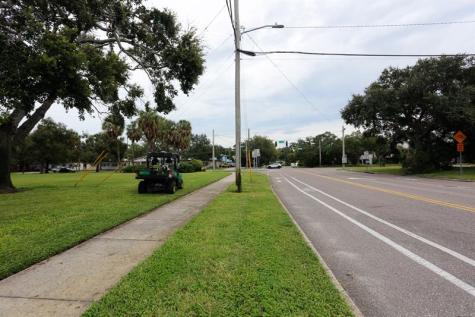 N 17th Street N St Petersburg FL 33713