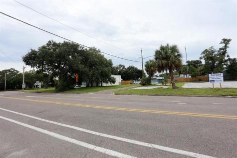 N 17th Street N St Petersburg FL 33713