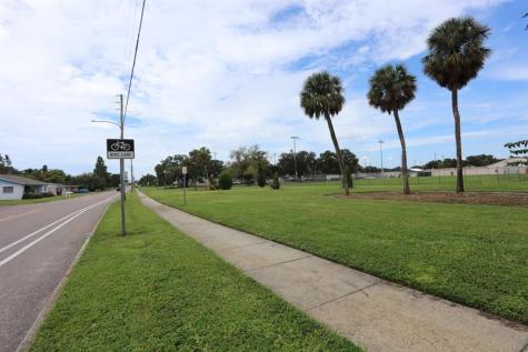 N 17th Street N St Petersburg FL 33713