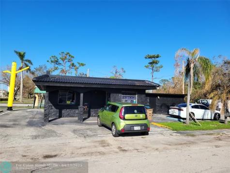 136 Pondella Road North Fort Myers FL 33903