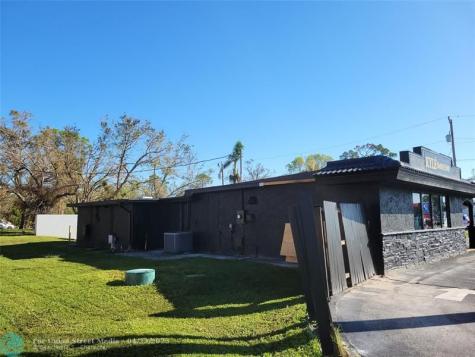 136 Pondella Road North Fort Myers FL 33903