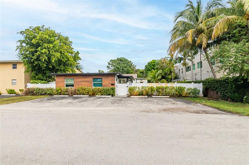 618 NE 14th Avenue Fort Lauderdale FL 33304