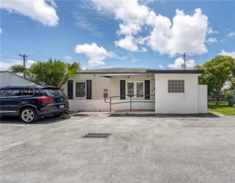 4540 NW 7th Street Miami FL 33126