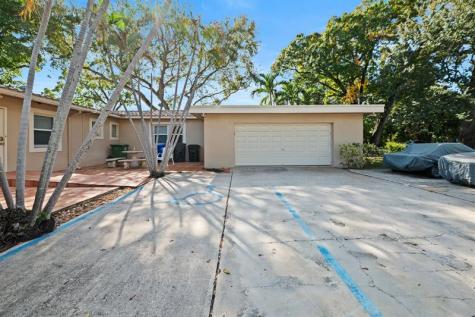 1901 SE 4th Avenue Fort Lauderdale FL 33316