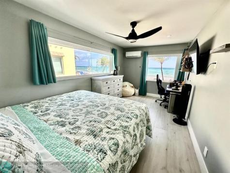 2201 N Surf Road Hollywood FL 33019
