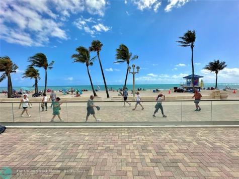 2201 N Surf Road Hollywood FL 33019