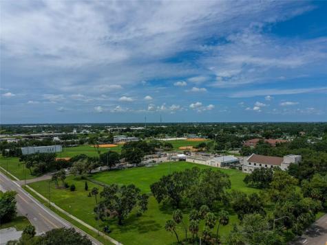 1213 N 16th Street N St Petersburg FL 33705