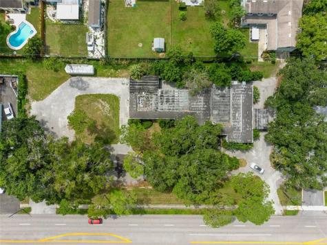 1213 N 16th Street N St Petersburg FL 33705