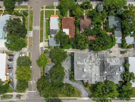 1213 N 16th Street N St Petersburg FL 33705