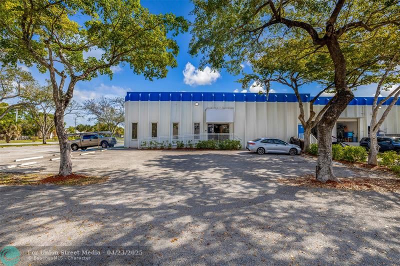 1410 SW Pompano Beach FL 33069