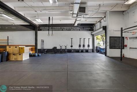 1410 SW Pompano Beach FL 33069