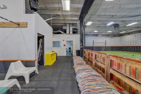 1410 SW Pompano Beach FL 33069