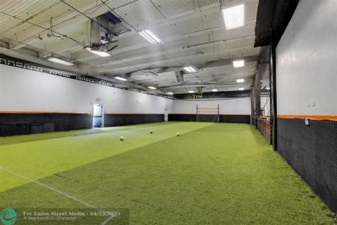 1410 SW Pompano Beach FL 33069