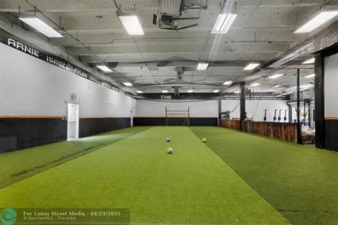 1410 SW Pompano Beach FL 33069