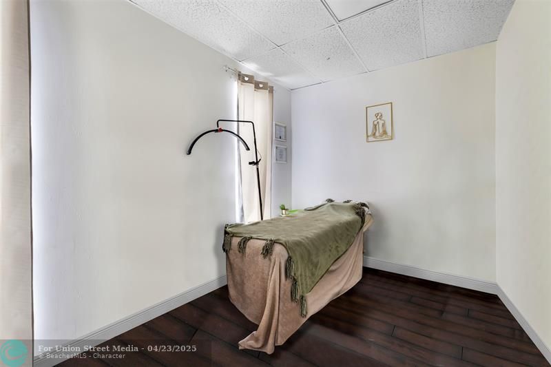 1410 SW Pompano Beach FL 33069