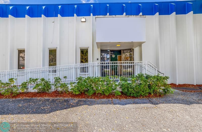 1410 SW Pompano Beach FL 33069