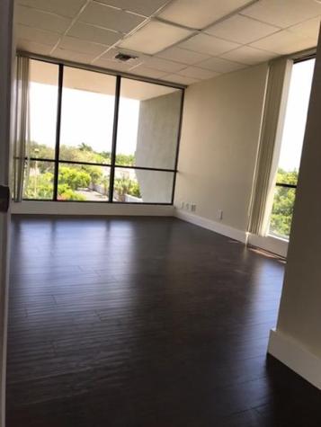 840 SW 81st Avenue North Lauderdale FL 33068