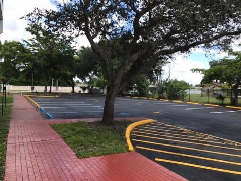840 SW 81st Avenue North Lauderdale FL 33068