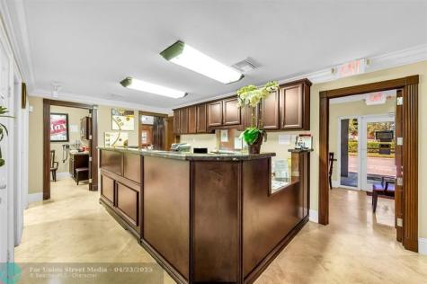 910 S State Road 7 Plantation FL 33317