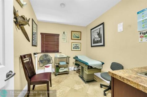 910 S State Road 7 Plantation FL 33317