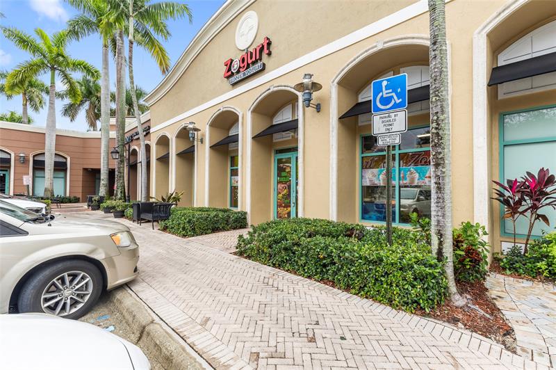 518 N Pine Island Road Plantation FL 33324