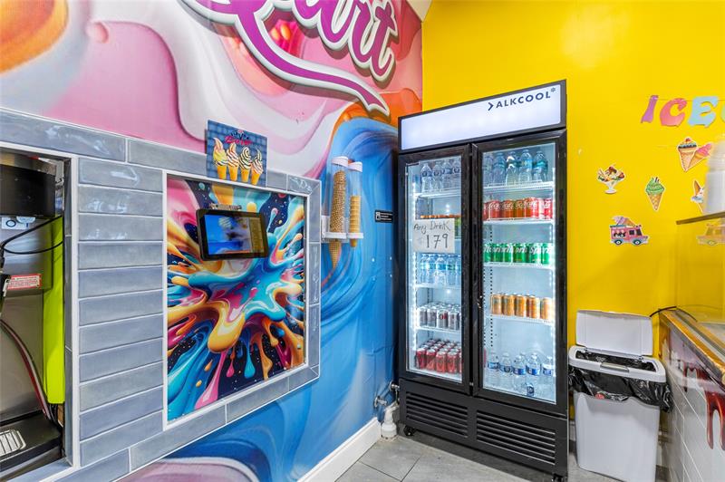 518 N Pine Island Road Plantation FL 33324