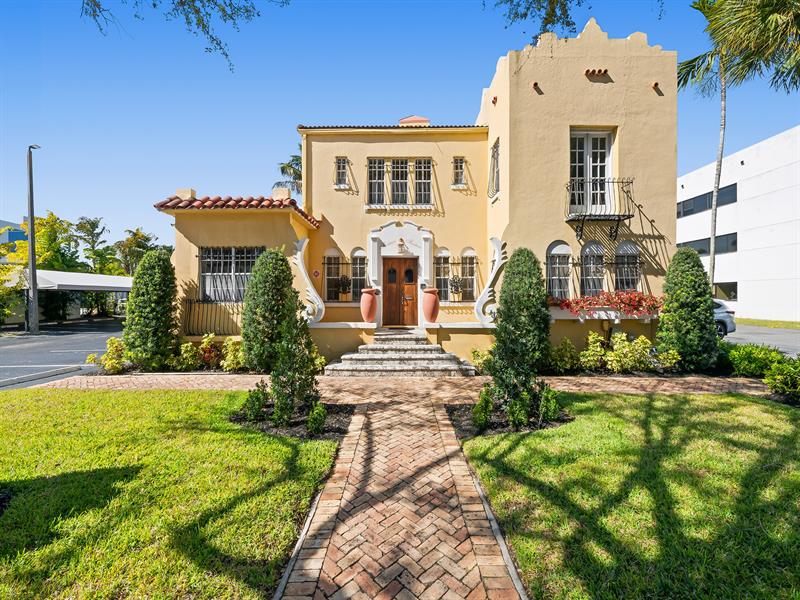1313 S Andrews Avenue Fort Lauderdale FL 33316