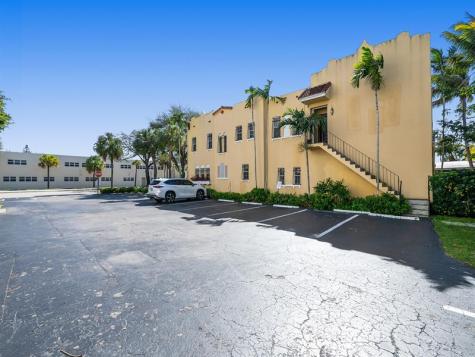 1313 S Andrews Avenue Fort Lauderdale FL 33316