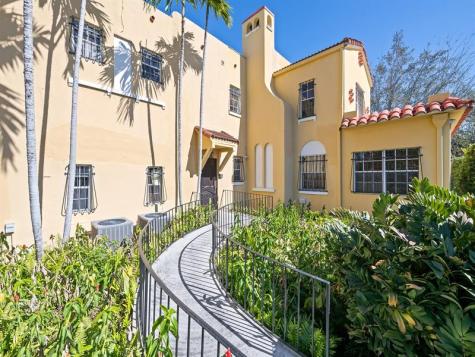 1313 S Andrews Avenue Fort Lauderdale FL 33316