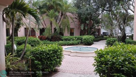 1565 N Park Drive Weston FL 33326