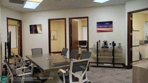 1565 N Park Drive Weston FL 33326