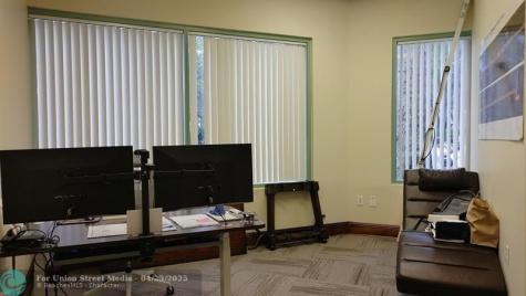 1565 N Park Drive Weston FL 33326