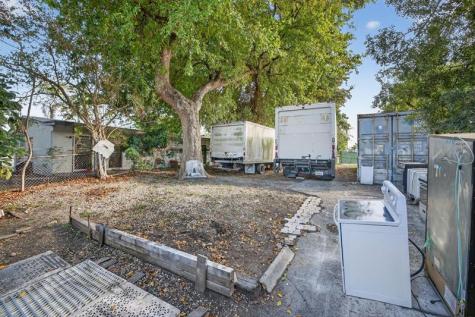 3936 SW 12th Court Fort Lauderdale FL 33312